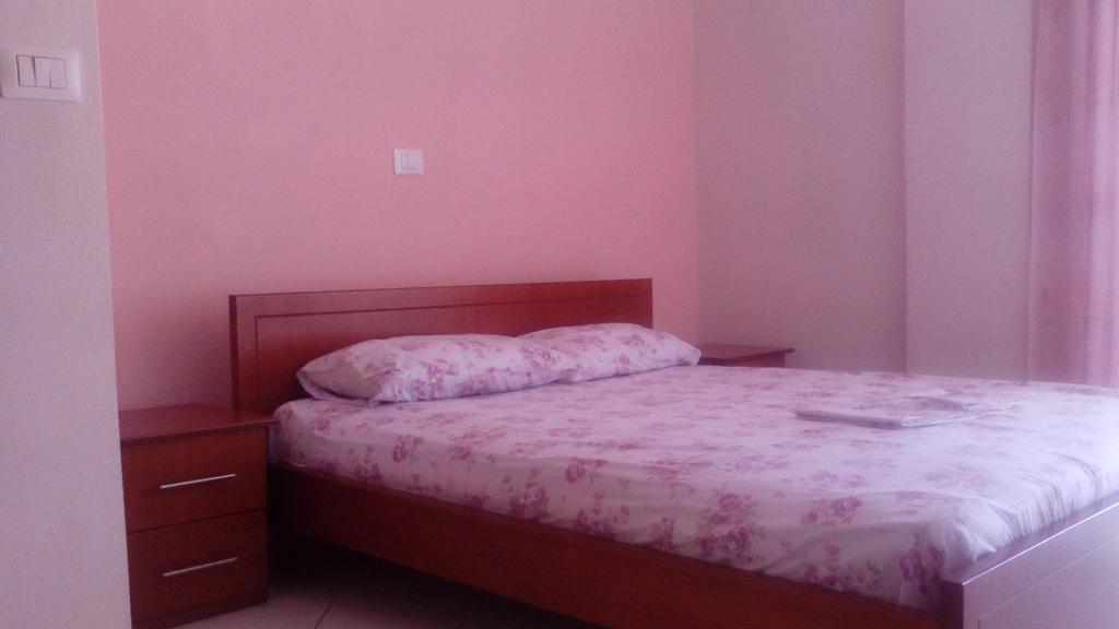 Apartament Stela *